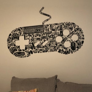 LEAQU Gamer Wall Sticker Boy with Game Controller Wall Decals, Creative  Waterproof Self-Adhesive Video Game Wall Posters Gaming Wallpaper Home  Decor for Kids Boys Room Bedroom 