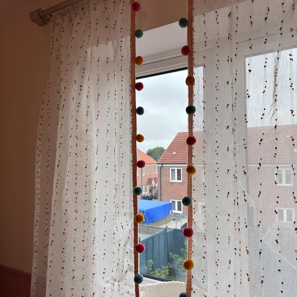 Peter Rabbit Round Rug for Nursery or Kids Playroom, Peter Rabbit Theme ...