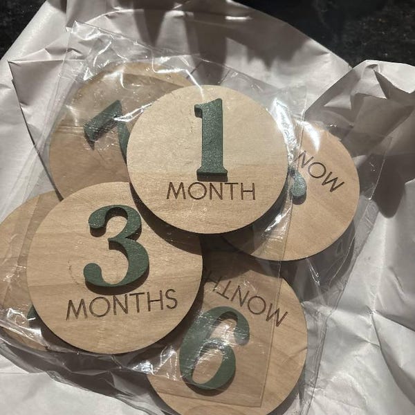 Monthly Milestone Cards for Baby Photos | 3D Wood Engraved Monthly ...