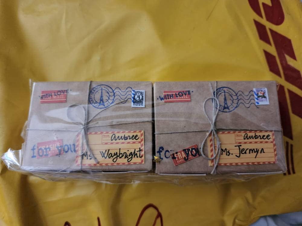 gift packaging Tiny Packages Thoughtful Gifts Packaging for bottle&#39;s message Personalised gift Valentine World&#39;s Smallest Package Miniature