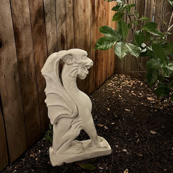 Large Concrete Gargoyle Statue 18" Griffin Gothic Garden Decor Yard Art ...