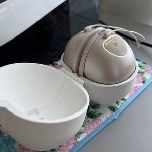 Victoria added a photo of their purchase