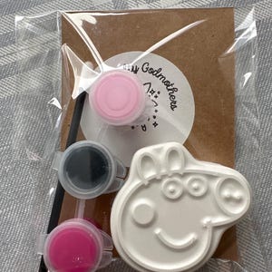 Kirsty added a photo of their purchase