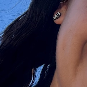 Jen added a photo of their purchase