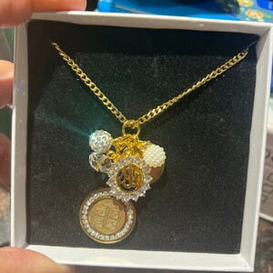 Zunaira added a photo of their purchase