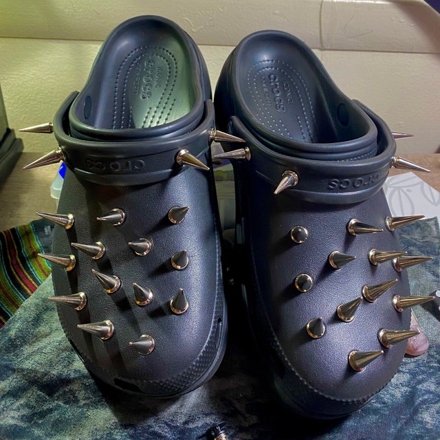 Hot Sale 1pcs Croc Charms Metal Rivet Decoration Punk Spikes Studded  Designer Shoe Charm for Croc