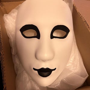 Decordsi gooti stiilis 3D-prinditud mask, Paula kliendifoto
