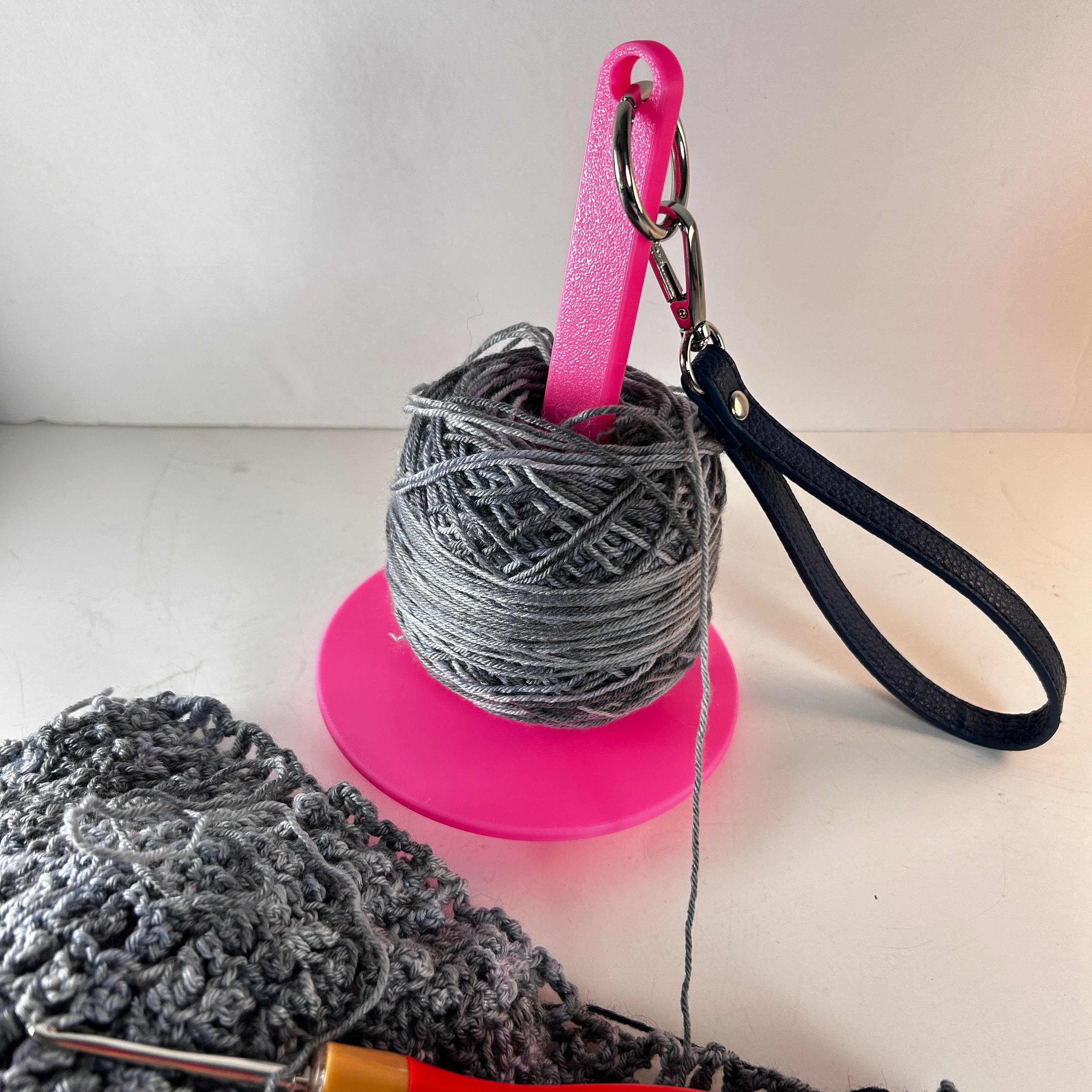 Portable Yarn Holder, Travel Wrist Hanging Yarn Cake Dispenser, Gift for Crocheter