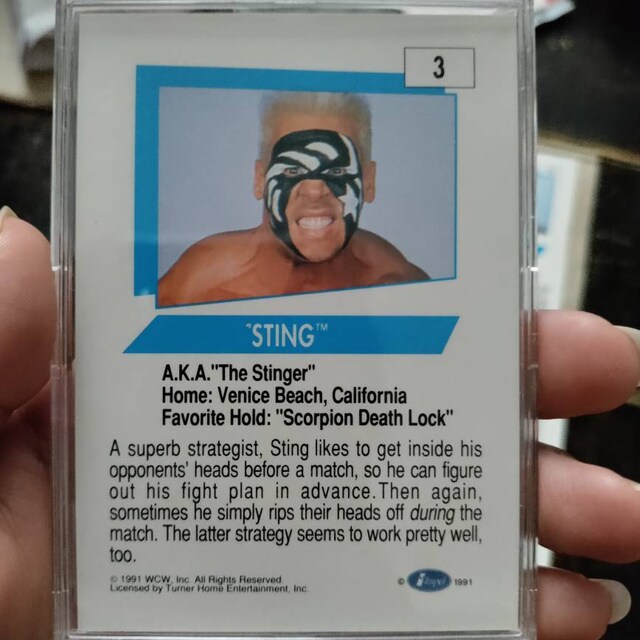 4 Packs of WCW Cards. the Official Trading Cards of World