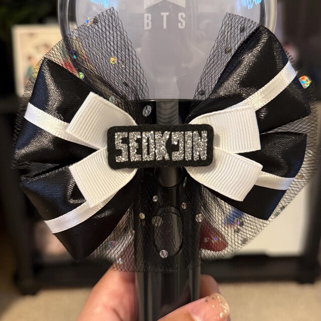 BTS Jin Run Seokjin Ep Tour Army Bomb Light Stick Bow Decor