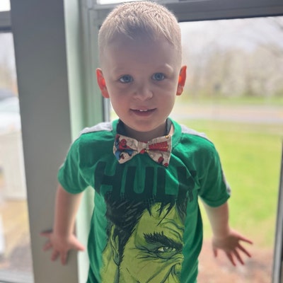 captain america bow tie