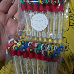 Jonavie added a photo of their purchase
