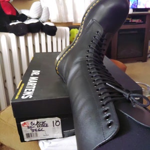 Dr martens 1942 hotsell