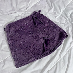 Daisy Parallel Lines Skirt