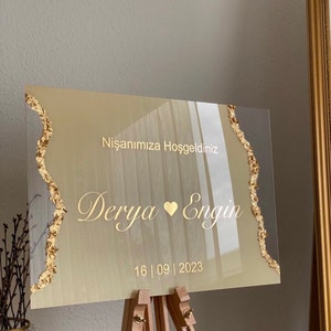Derya added a photo of their purchase