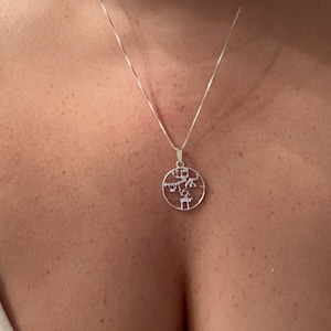 Jada added a photo of their purchase