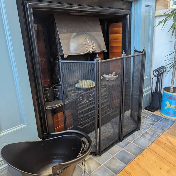 Traditional Black Four Fold Fire Guard, Mesh Guard, Open Fires, Wood ...