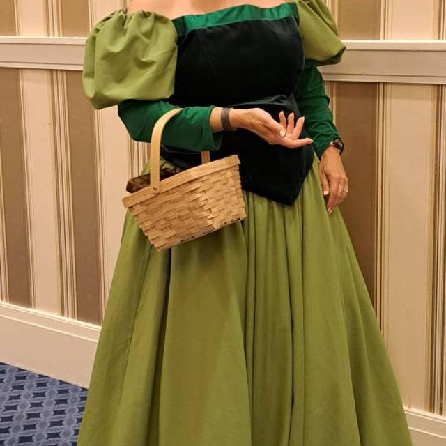 図書館のベルのコスチュームにインスパイアされた - グリーンの