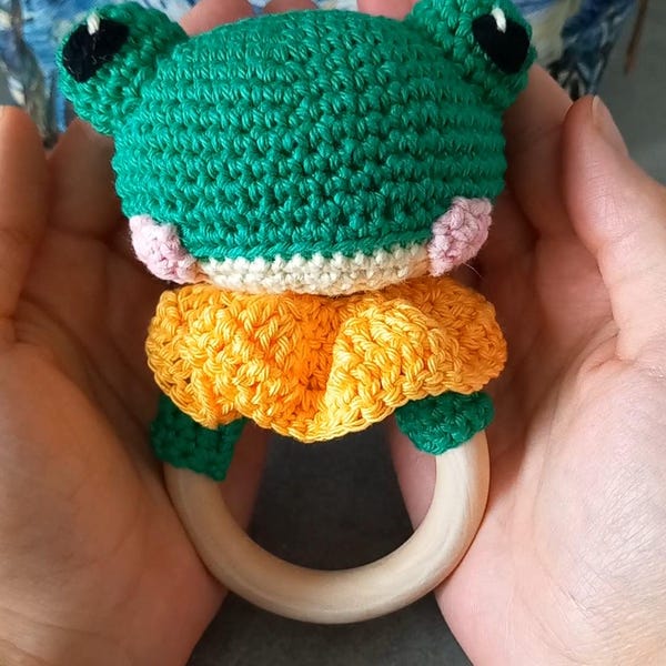 Handmade Crochet Newborn Sleeping Lion Gift Set (5pc) – Green Jumpsuit, Baby Shower Gift main image 0