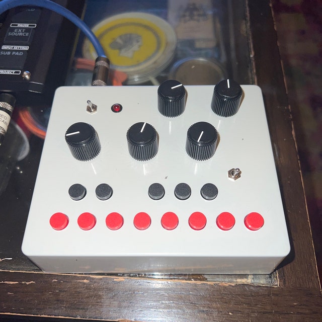 8-bit Power Synthesizer - Etsy