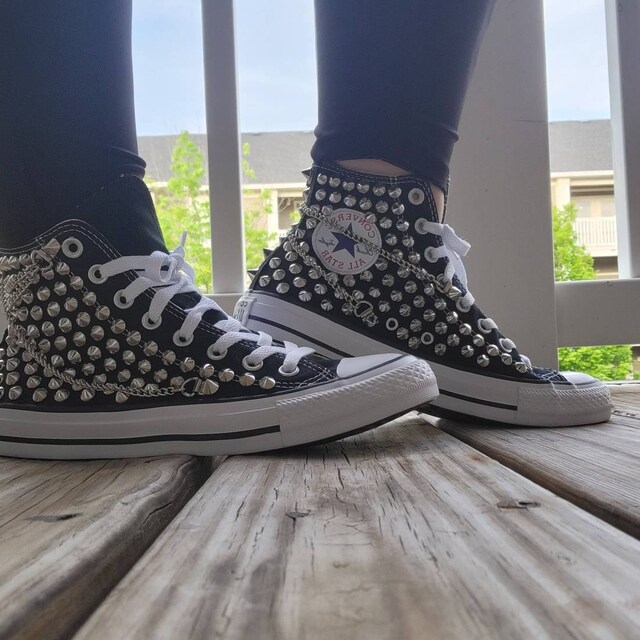 Converse all star shop platform nere alte borchiate