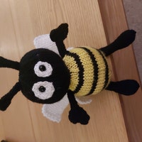 Bumble the Bee Toy Knitting Pattern PDF - Etsy Canada