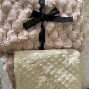 Perla added a photo of their purchase