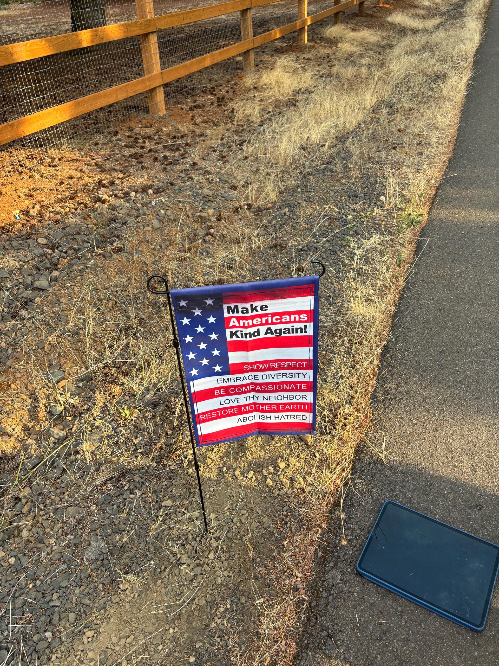 Gartenflagge „Make Americans Kind Again“ – 30,5x45,7 Cm, Doppelseitig Bedruckt, Wetterfest