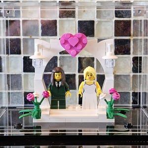 Wedding Arch for Minifigures Bride and Groom Cake Toppers
