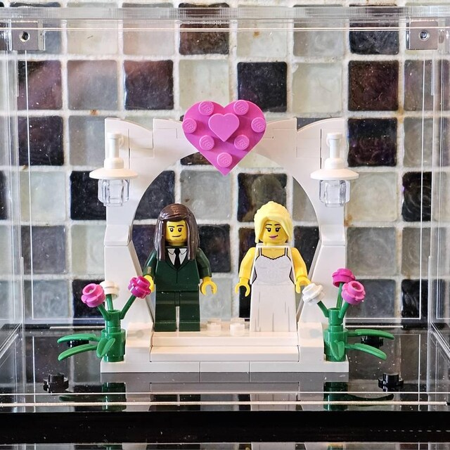 個人　　結婚式　MEMORY OF MARRIDGE レコード　ラブレコード工業 Wedding Arch for Minifigures Bride and Groom Cake Toppers