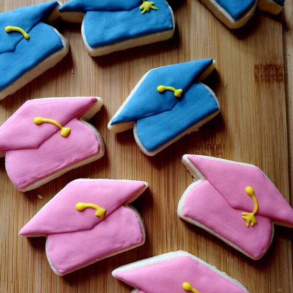 Lilaloa Graduation Cap Cookie Cutter or Fondant Cutter and Clay Cutter ...