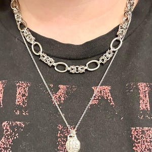 Makayla added a photo of their purchase