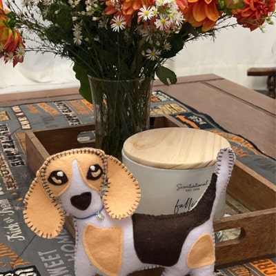 Beagle Sewing Pattern, Dog Hand Sewing Pattern, Sew a Felt Beagle ...