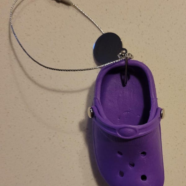 Make A Beaded Chain Eyeglass Holder DIY