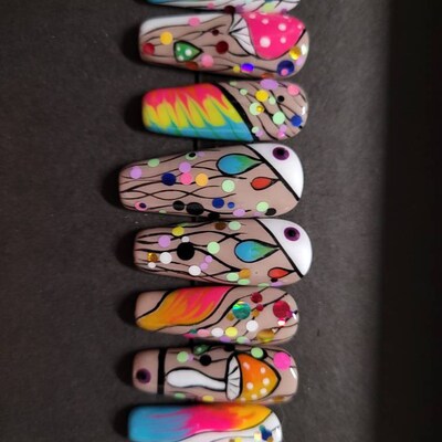 Tripping Illusion Press on Nails Handpainted Abstract Nail - Etsy