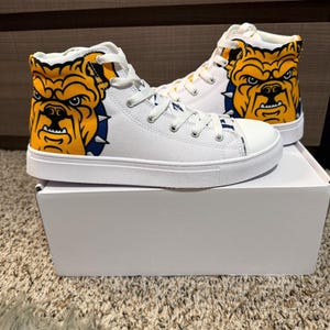 Shawanda added a photo of their purchase