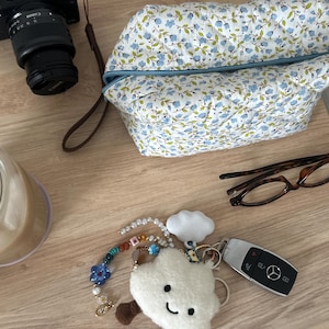 Kaitlyn added a photo of their purchase