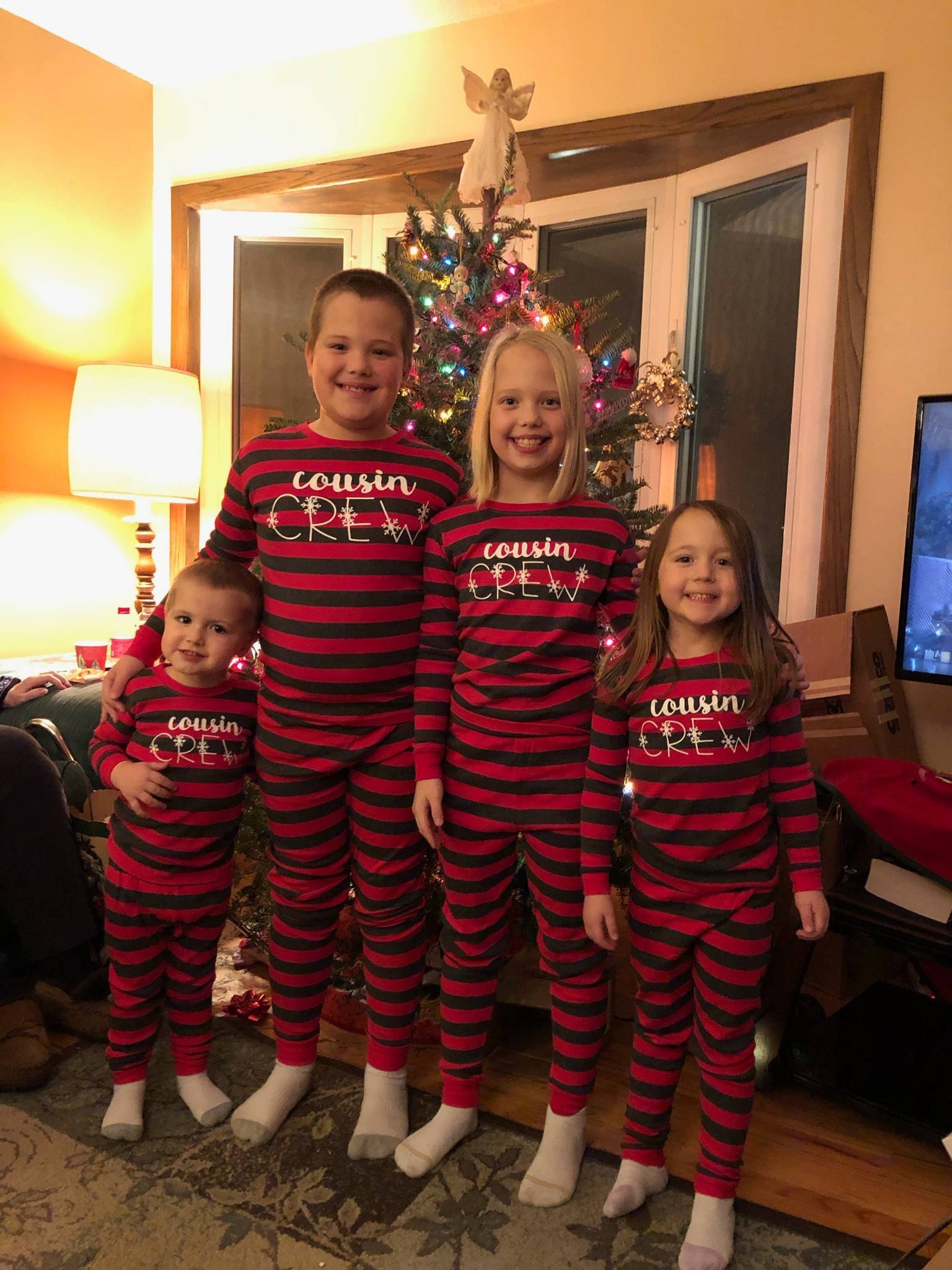 Cousin Crew Christmas Pajamas, Snowflake Cousin Matching Pajamas Family Boy Toddler Girl Trendy Baby Xmas Cousins Family Reunion Cousin Gift