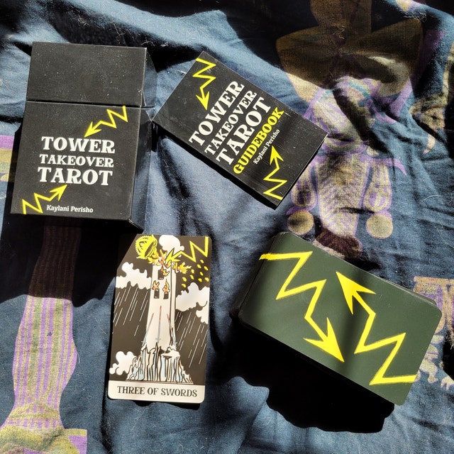 ※新品・未使用※TOWER TAKEOVER TAROT オンライン 通販ホビー・楽器・アート - TOWER TAKEOVER TAROT 79枚