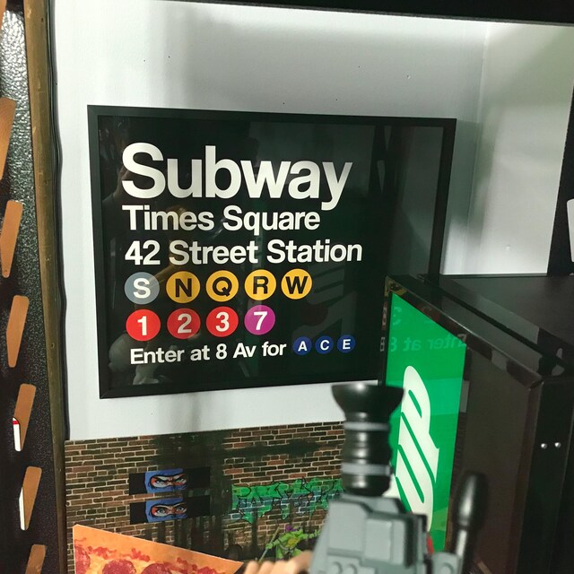 ジャーナルスタンダードファニチャー / Subway Sign Tapestry Amazon.com: Popcorn Posters New York City Times Square Tin