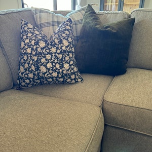 Giovanna added a photo of their purchase