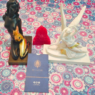 winged nike of samothrace sculpture