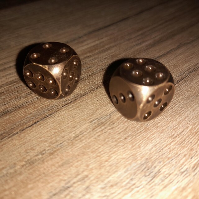Ifundom 6 Massive Messing-Würfel Im Vintage-Design – 11 Mm, Für Brett- & Rollenspiele