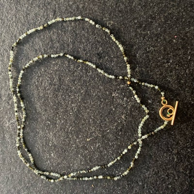 Collier Buste Femme En Acier Inoxydable - Style Minimaliste - Neuf Sans Emballage