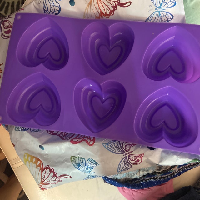 FRAMED HEART Soap Mold, Heat Safe Silicone, 6-4oz Cavities, DIY