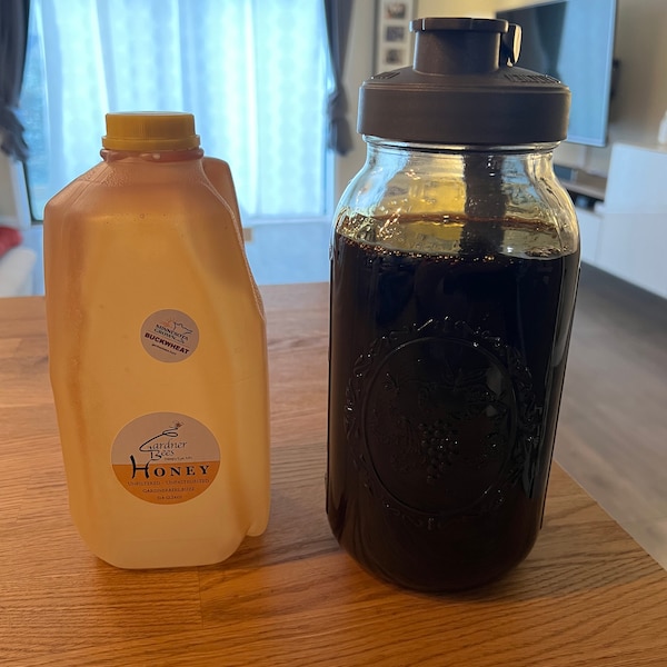 Buckwheat Honey - 5lb Jug - Minnesota Pure Raw Honey - BPA Free Jug - Etsy