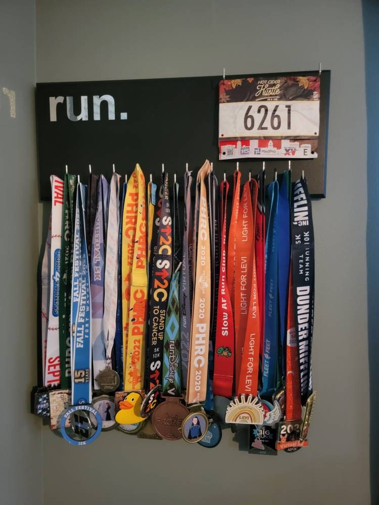 Running Medal Holder, gray or black with chrome "run." vinyl, 21 hooks and BIB holder