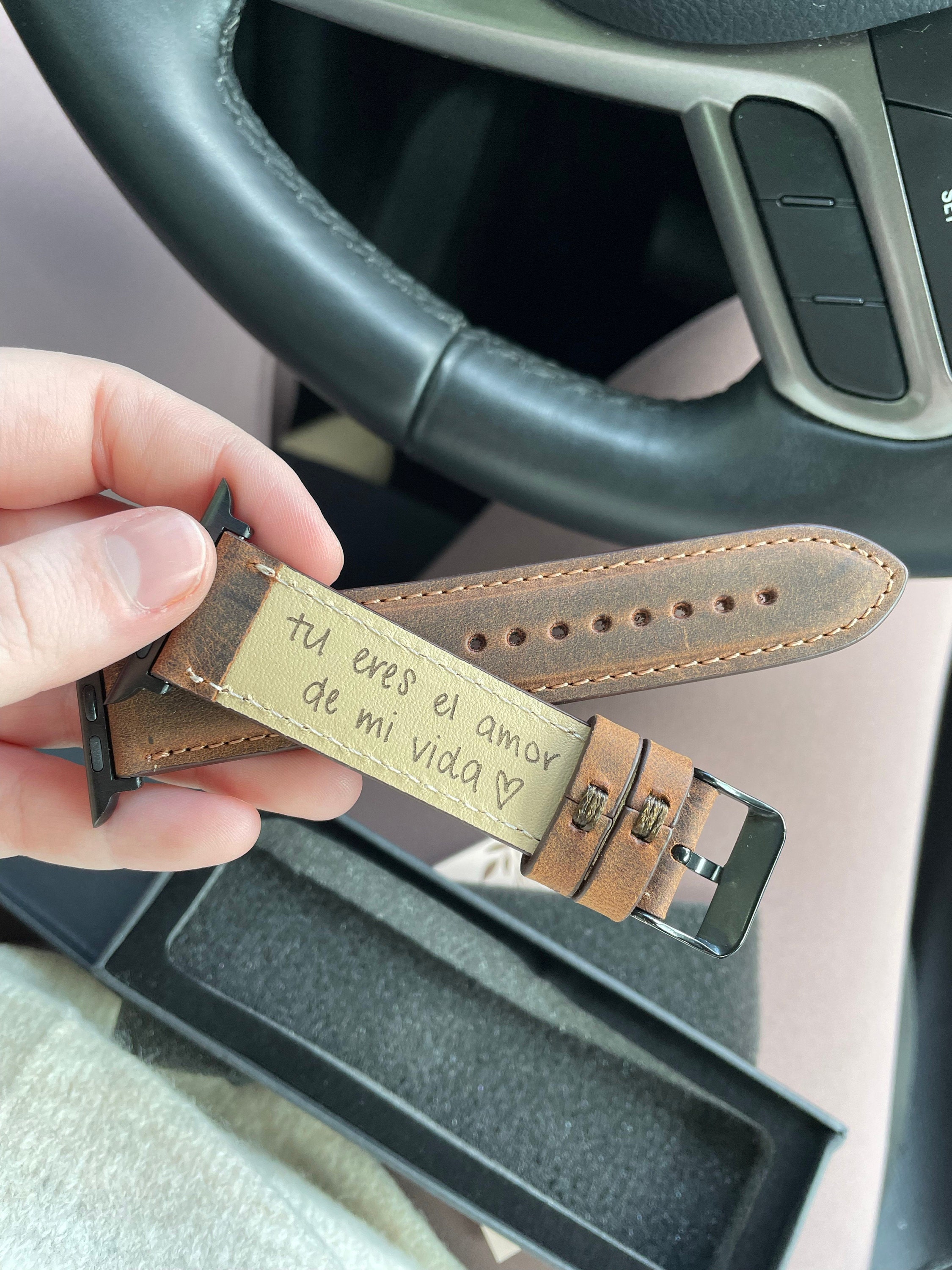 Vatertagsgeschenk vom Sohn, Apple Leder Uhrenband, personalisiert, Ihre Handschrift eingraviert, Geschenk für Ehemann, Jubiläumsgeschenk, Geschenk für Ihn