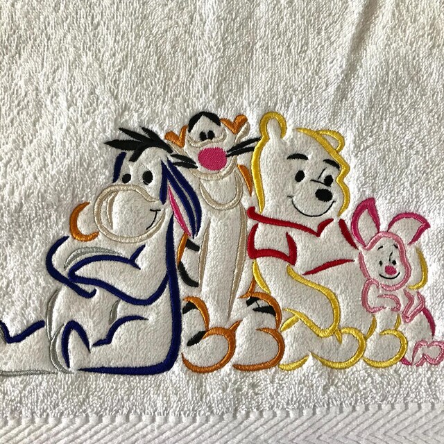 イーヨーページ 公式】ディズニーストア.jp | イーヨー グッズ