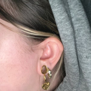 sara added a photo of their purchase